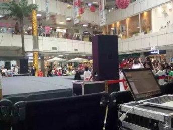 成都顺富舞台 专业桁架、灯光与音响设备租赁服务